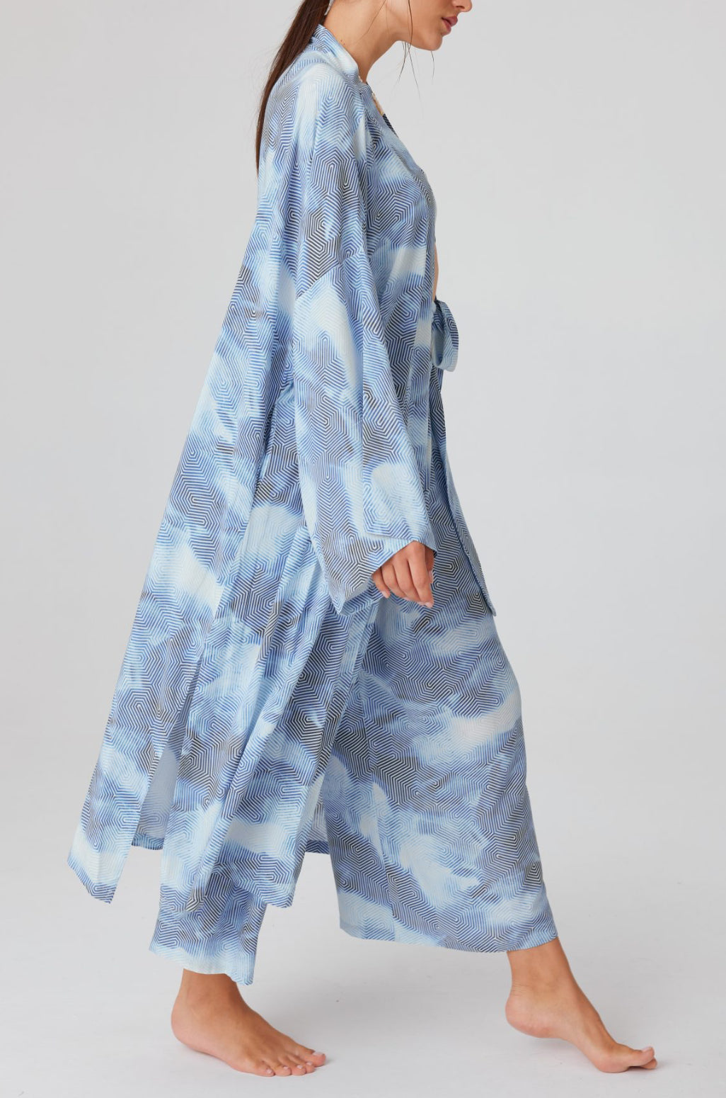 Vegan silk kimono